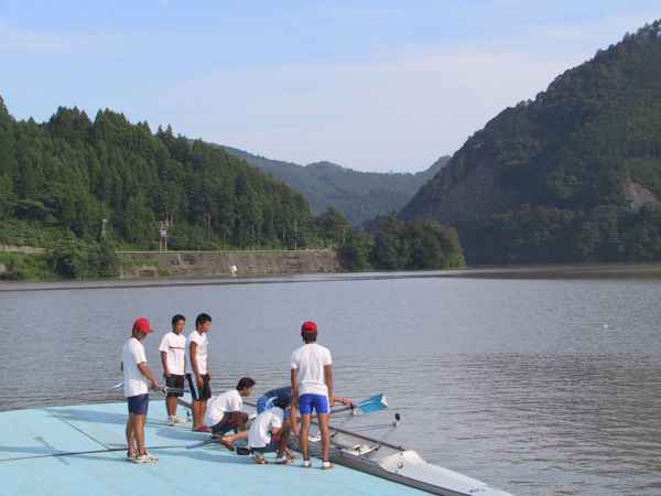 ���V���P